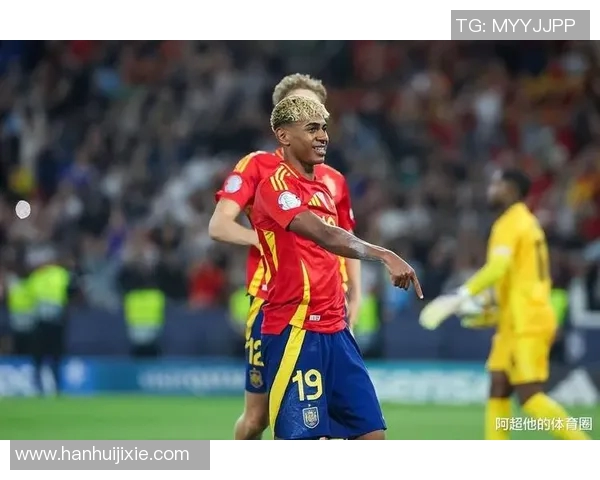 2016年足球明星风云榜揭晓他们的精彩瞬间与辉煌成就回顾