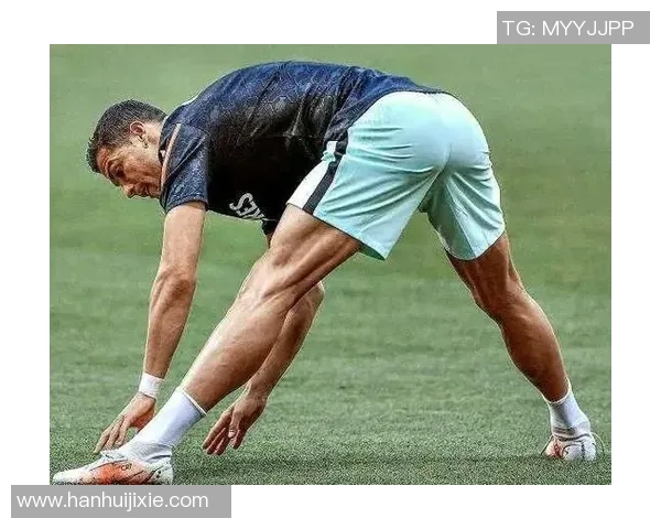 热爱篮球的足球巨星们如何在两项运动中找到平衡与激情